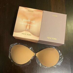 NOOD push-up adhesive bra (size A)